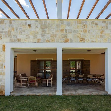 Villa Cirka In Central Istria For 14 Persons With Pool Heating & Pool Table สเวตวินเชนัต ภายนอก รูปภาพ