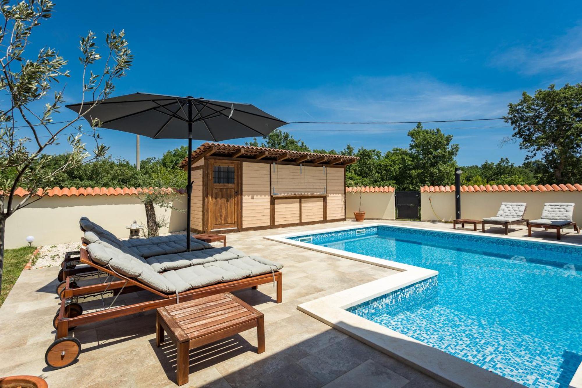Villa Cirka In Central Istria For 14 Persons With Pool Heating & Pool Table สเวตวินเชนัต ภายนอก รูปภาพ